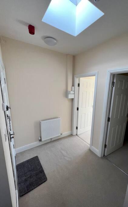 2 Bedroom Apartment With Balcony Oxford Eksteriør bilde